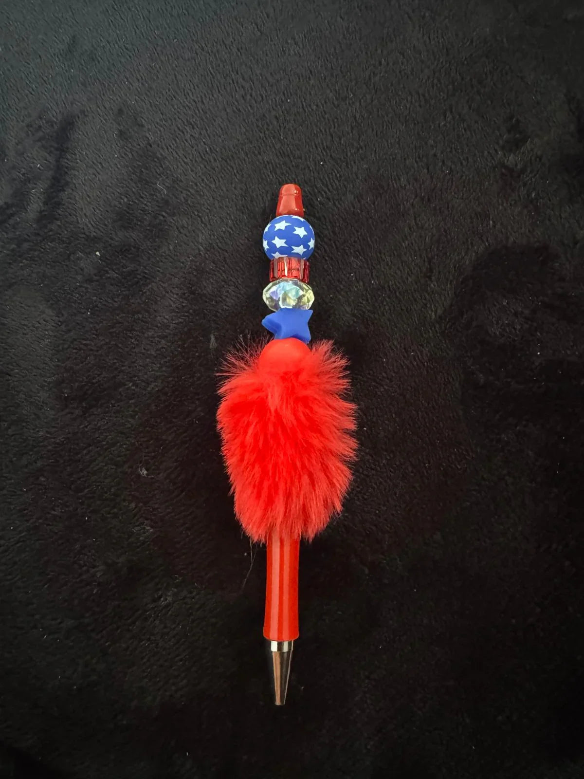 patriotic-usa-themed-pen-with-fluffy-charm