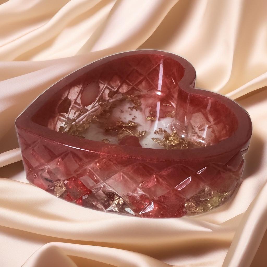 Heart-Shaped Resin Jewel Bowl" - GalaxyArtWork