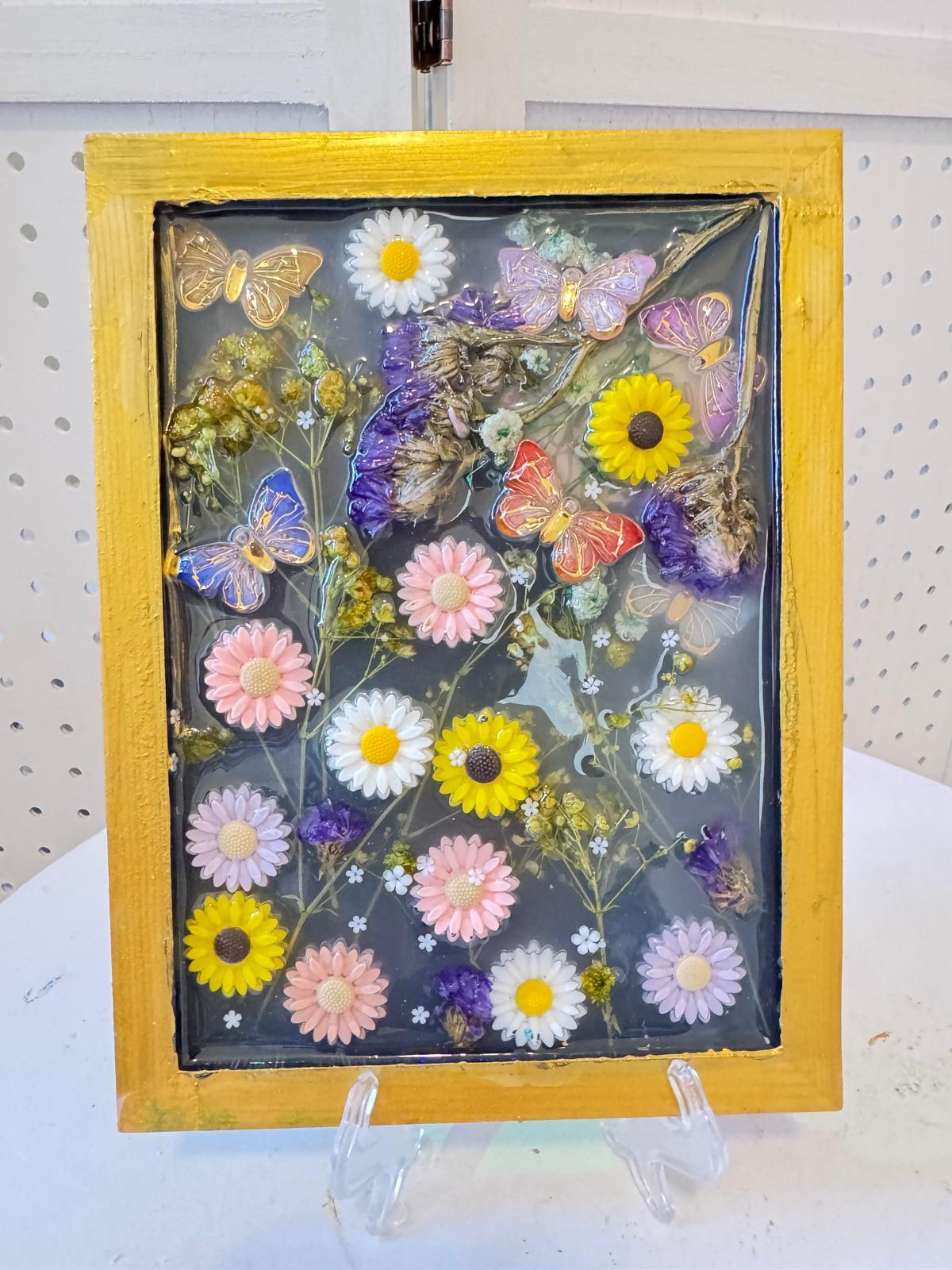 Eternal Bloom – Nature’s Symphony in Resin - GalaxyArtWork