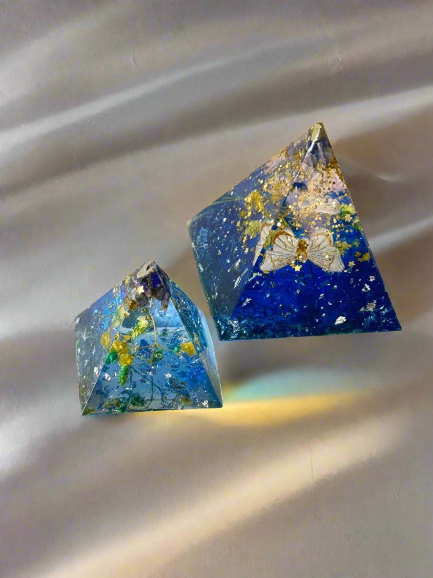 Cosmic Balance – Handmade Resin Pyramid Set" - GalaxyArtWork