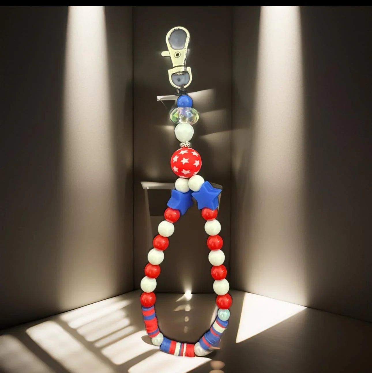 patriotic-usa-beaded-mobile-charm