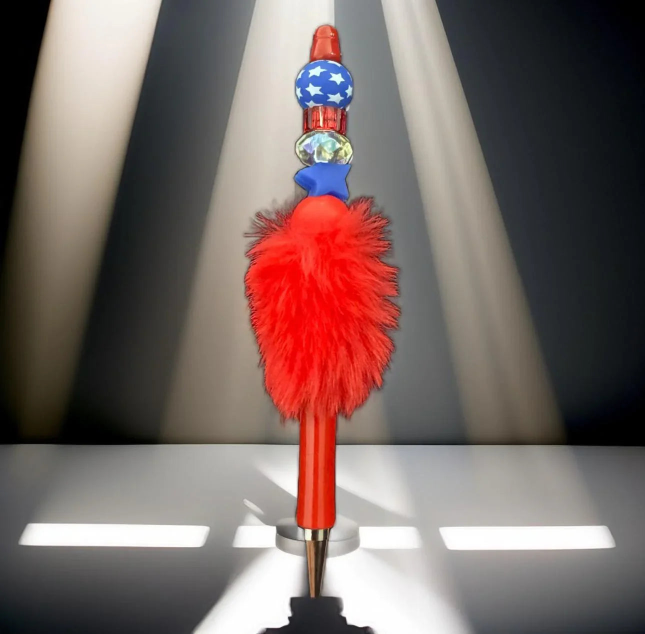 patriotic-usa-themed-pen-with-fluffy-charm