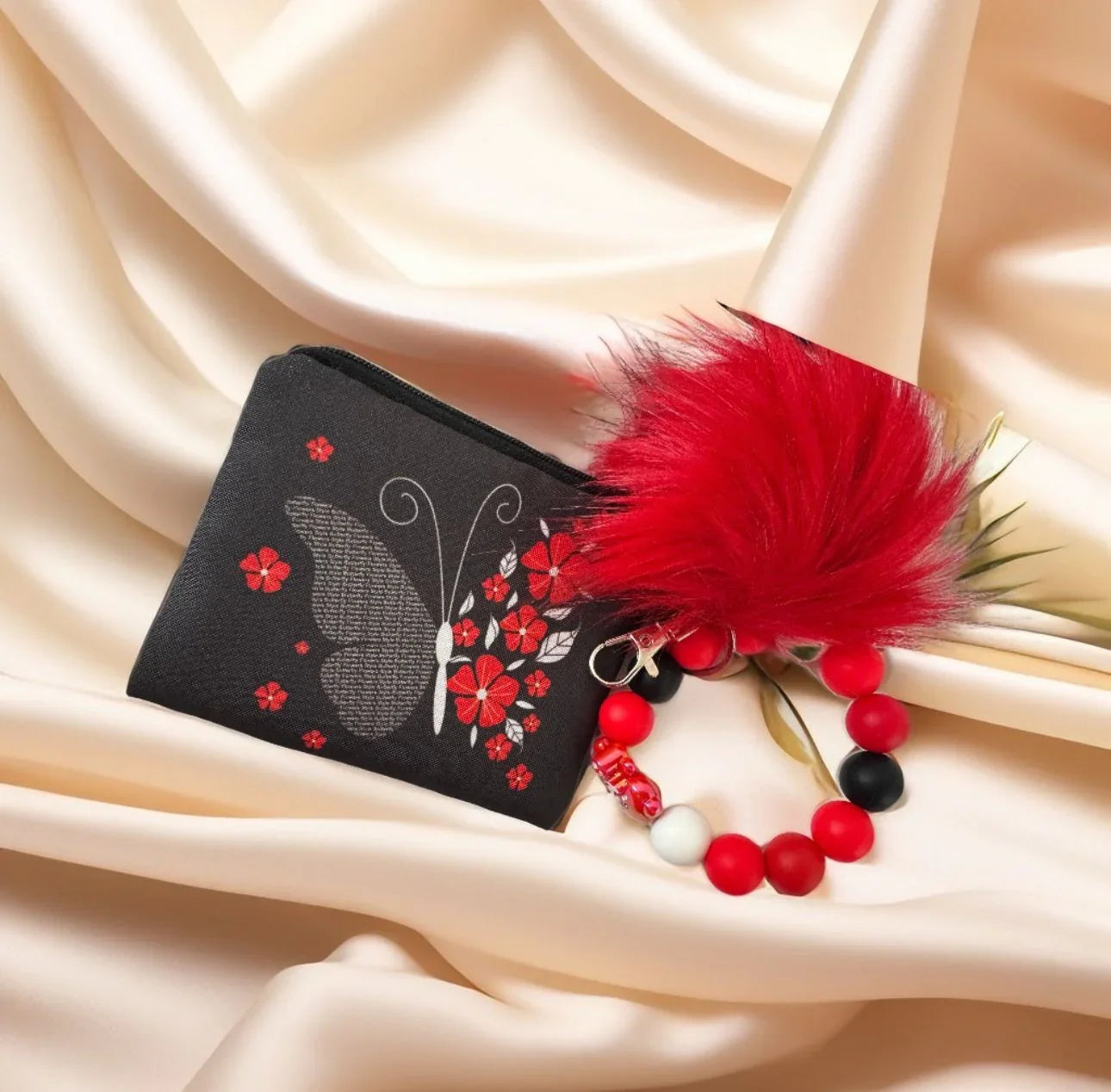 handmade-coin-purse-sets-with-wristlet-fluffy-pom