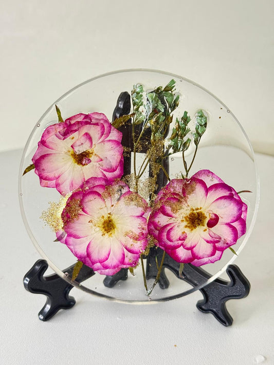 Blossom Elegance – Floral Resin Display Plate