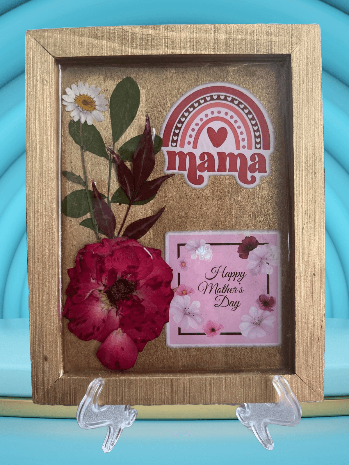 Mama’s Embrace – Floral Resin Keepsake