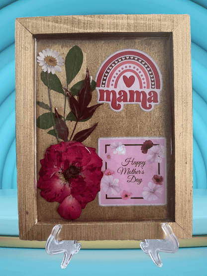 Mama’s Embrace – Floral Resin Keepsake