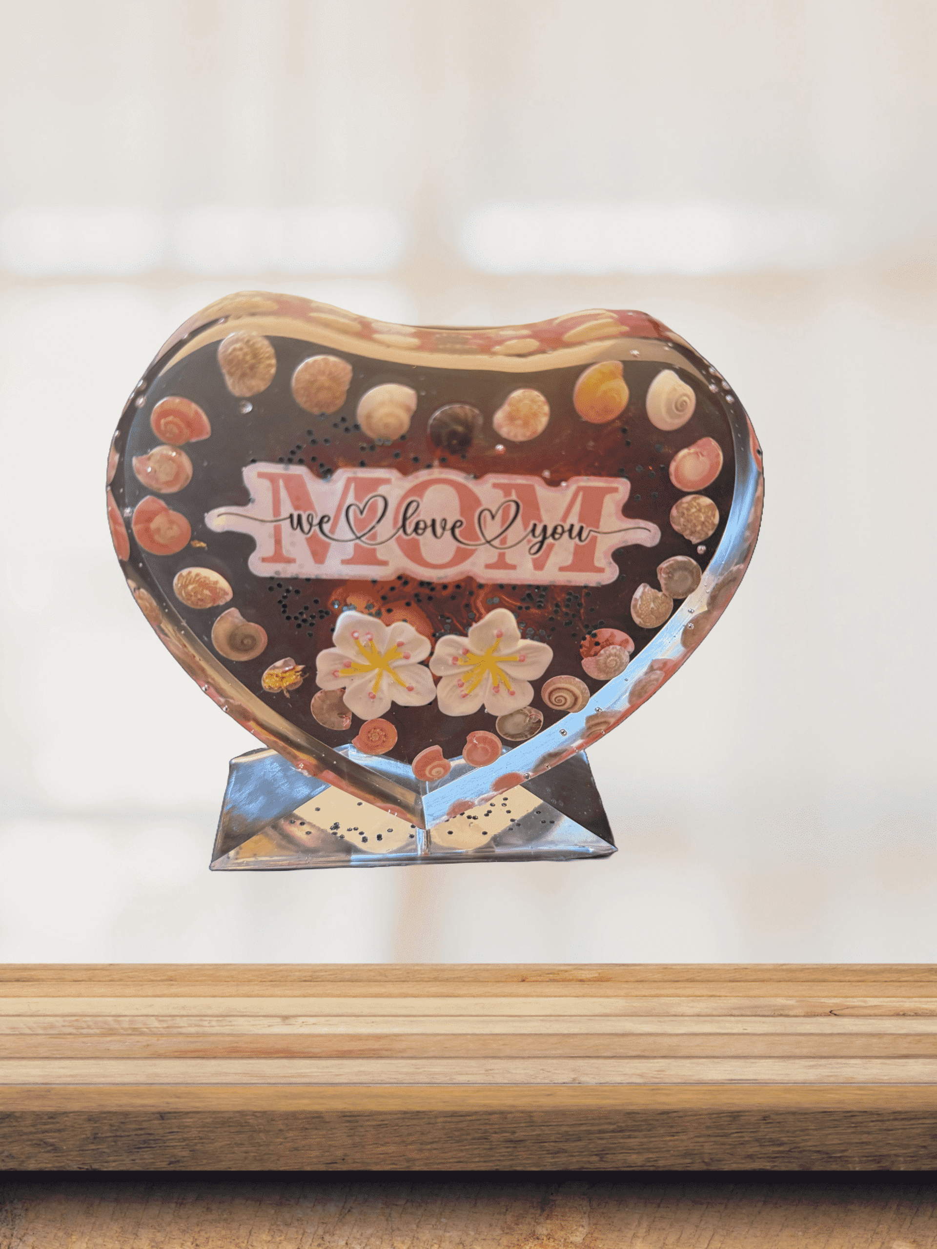 Mom’s Heart of Love – Handmade Resin Keepsake Gift