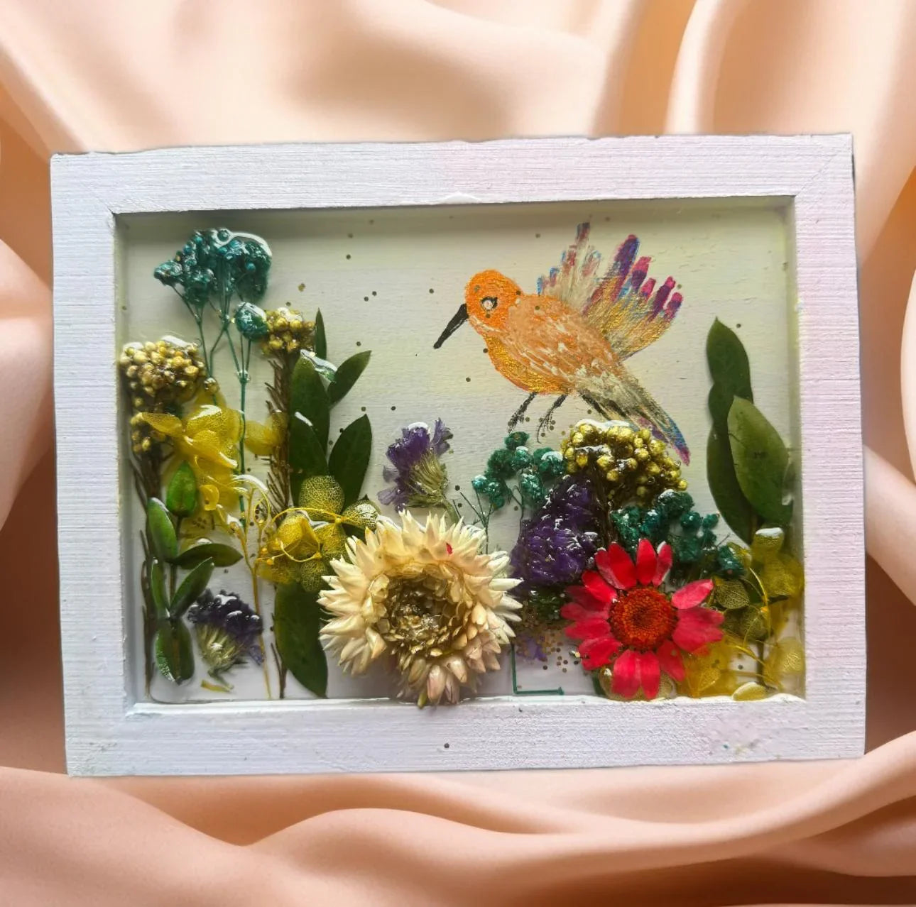 Handmade Bird and Dried Flower Art – 3D Framed Resin Wall Decor with Real Botanicals